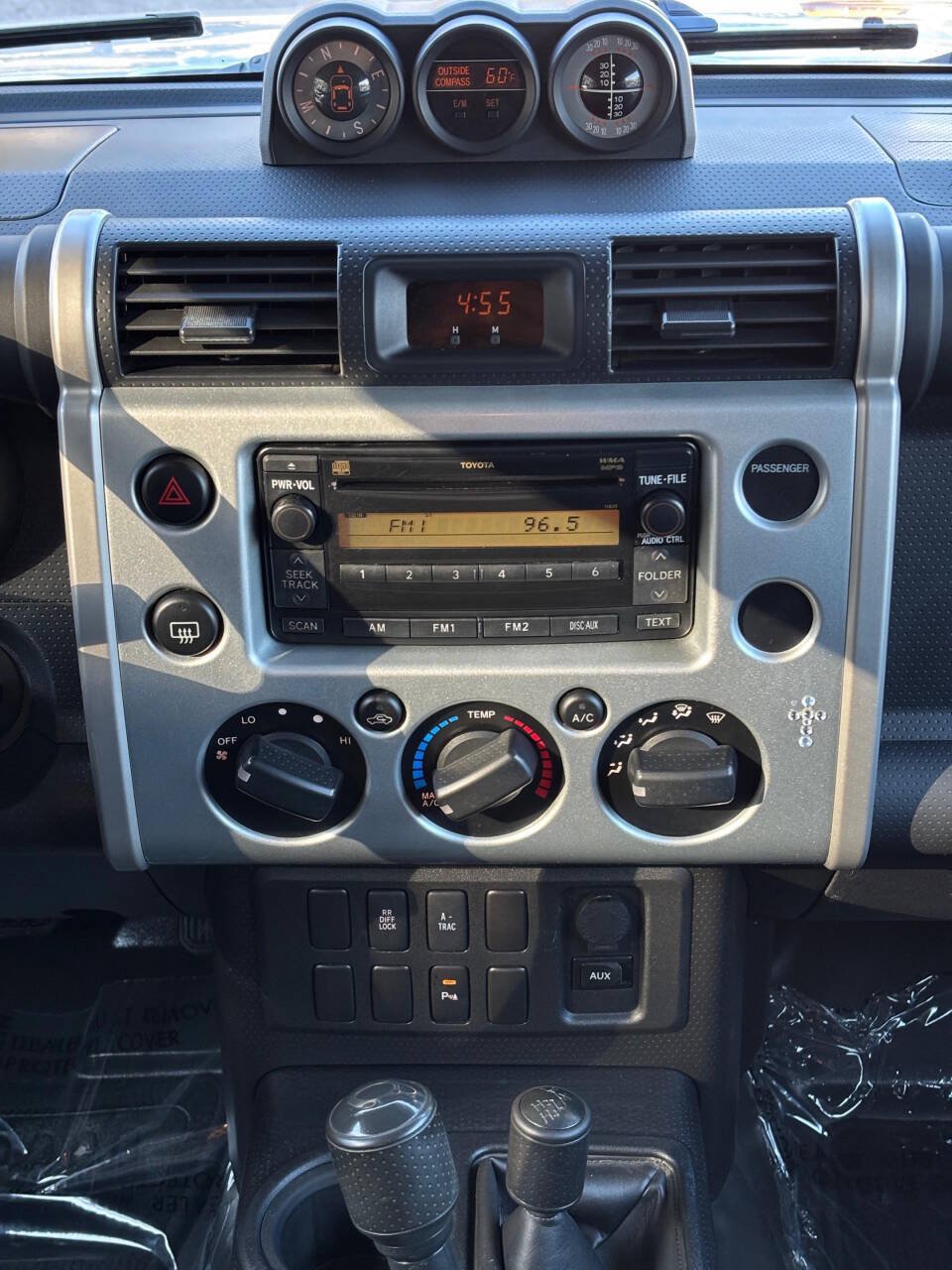 Used 2008 Toyota FJ Cruiser 4WD w/ Convenience Pkg image 27