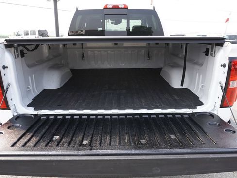 Used 2015 GMC Sierra 1500 SLT w/ SLT Crew Cab Value Package AWD/4WD image 29