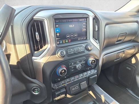 Used 2021 Chevrolet Silverado 1500 RST AWD/4WD image 11