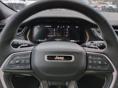 New 2026 Jeep Grand Cherokee Altitude image 28