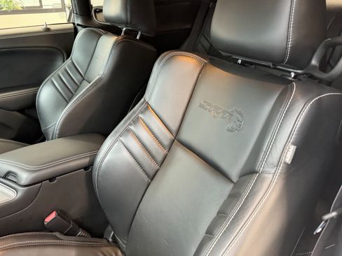 Used 2023 Dodge Challenger SRT Hellcat w/ Driver Convenience Group image 19