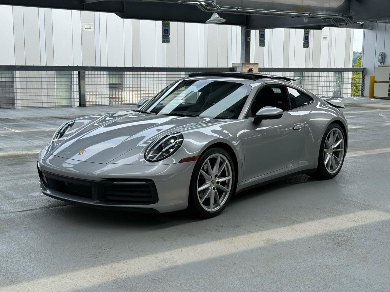 Used 2024 Porsche 911 Carrera w/ Premium Package RWD image 12