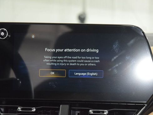 New 2026 Chevrolet Equinox ACTIV AWD/4WD image 33