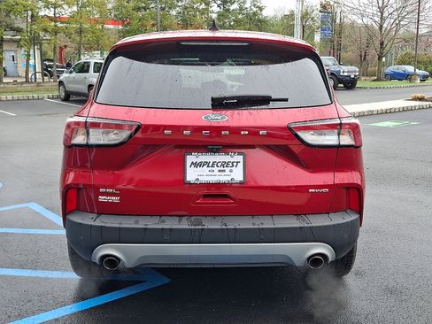 Used 2022 Ford Escape SEL w/ Technology Package AWD/4WD image 5