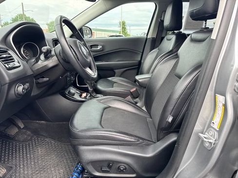 Used 2019 Jeep Compass Latitude AWD/4WD image 10