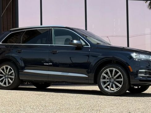 Used 2017 Audi Q7 3.0T Premium Plus w/ Premium Plus Package AWD/4WD image 16