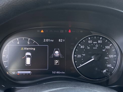 Certified 2024 Nissan Kicks SV image 29