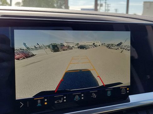 Used 2024 Chevrolet Silverado 3500 LT w/ Safety Package image 31