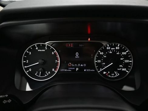 Used 2026 Nissan Rogue SV FWD image 9