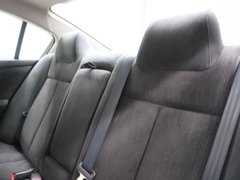 Used 2012 Nissan Altima 2.5 S w/ 20th Anniversary Pkg FWD image 12
