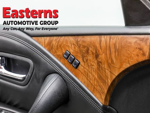 Used 2023 Nissan Armada SL image 24