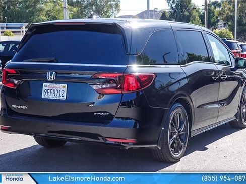 Used 2023 Honda Odyssey Sport image 9