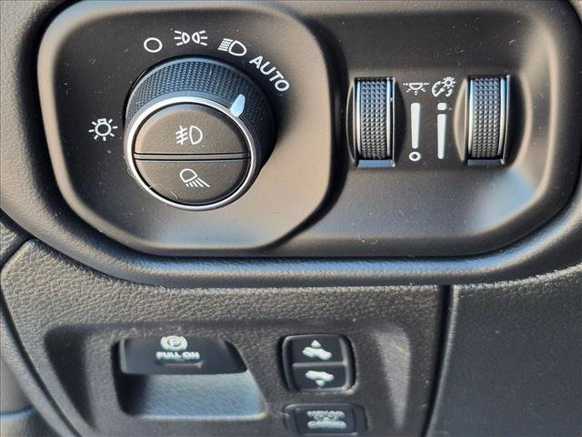Used 2021 RAM 1500 Limited AWD/4WD image 14