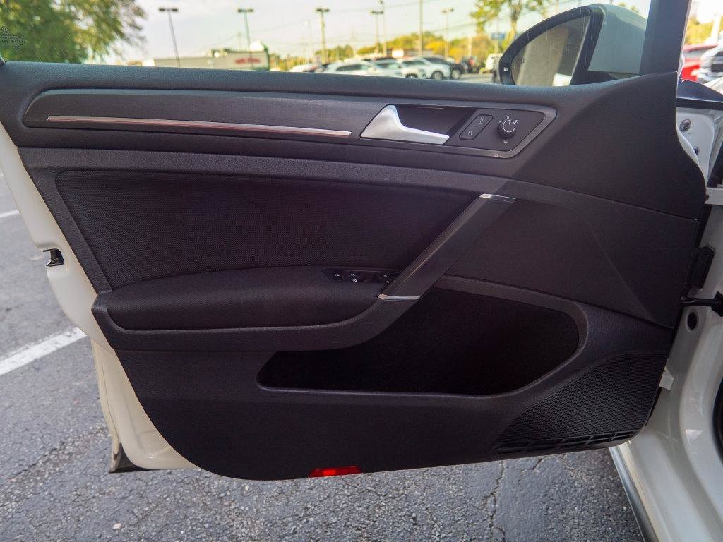 Used 2019 Volkswagen GTI SE FWD image 14