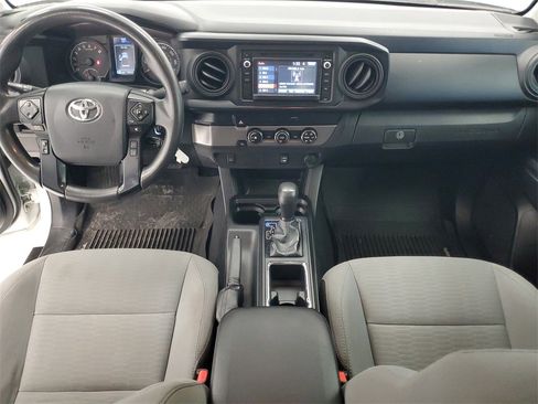 Used 2019 Toyota Tacoma SR image 14