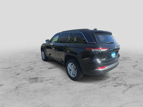 New 2025 Jeep Grand Cherokee Laredo X image 6