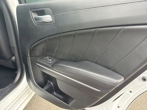 Used 2020 Dodge Charger Scat Pack RWD image 10