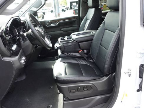Used 2024 GMC Sierra 1500 Elevation AWD/4WD image 19
