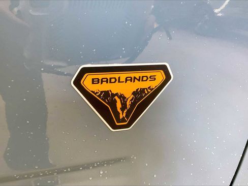Used 2023 Ford Bronco Sport Badlands AWD/4WD image 9