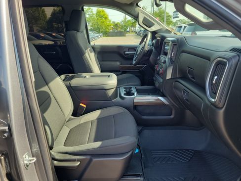 Used 2021 Chevrolet Silverado 1500 LT Trail Boss w/ Bed Protection Package AWD/4WD image 7