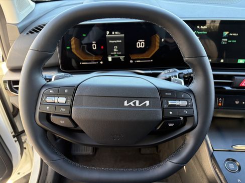 New 2026 Kia Sportage S AWD/4WD image 21