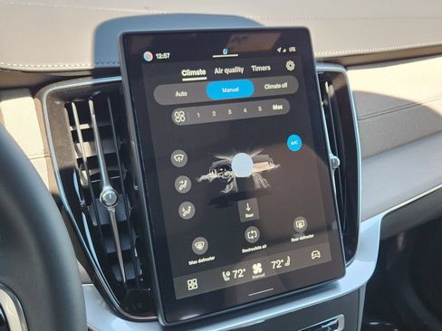 New 2026 Volvo XC90 T8 Plus w/ Protection Package AWD/4WD image 10