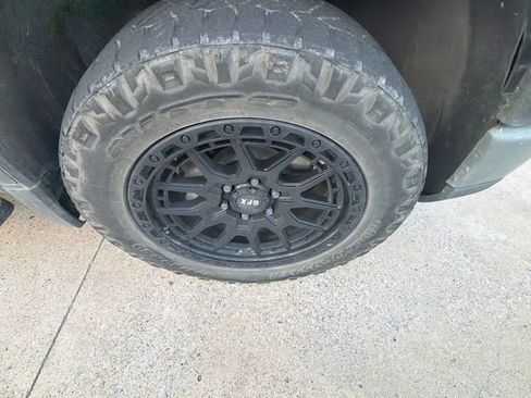 Used 2024 GMC Sierra 1500 Elevation RWD image 6