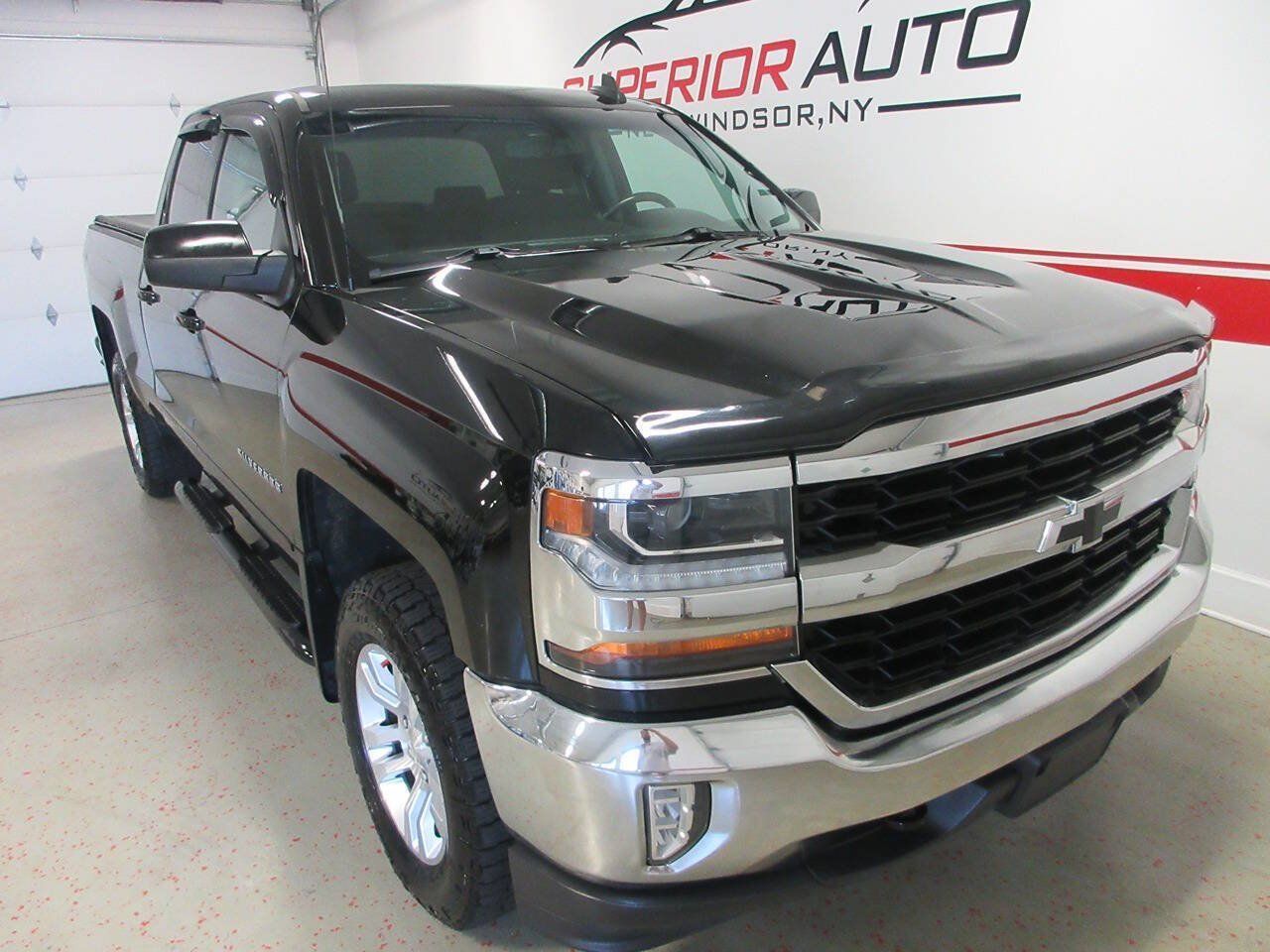 Used 2019 Chevrolet Silverado 1500 LT w/ All Star Edition AWD/4WD image 11