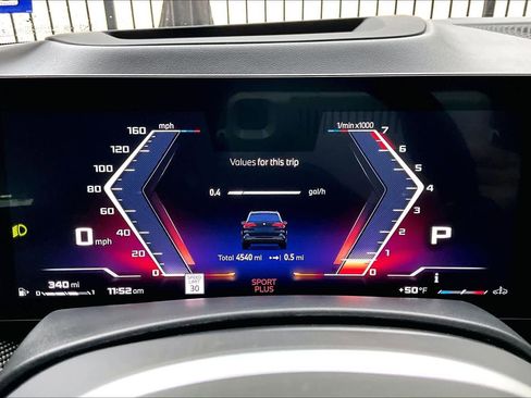 Used 2025 BMW X5 M60i w/ Executive Package image 25