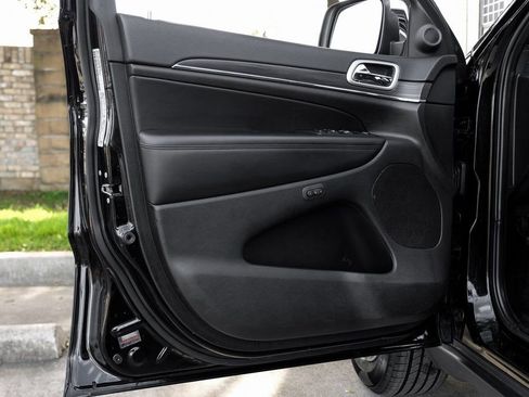 Used 2022 Jeep Grand Cherokee Limited w/ Tech Group image 54