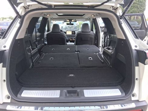 Certified 2023 INFINITI QX60 Luxe w/ Vision Package AWD/4WD image 34