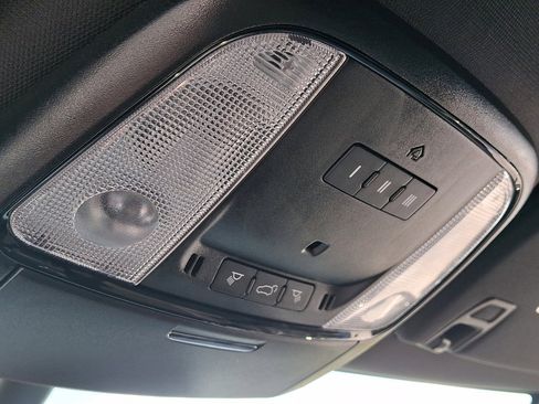 Used 2025 Dodge Durango GT AWD/4WD image 31