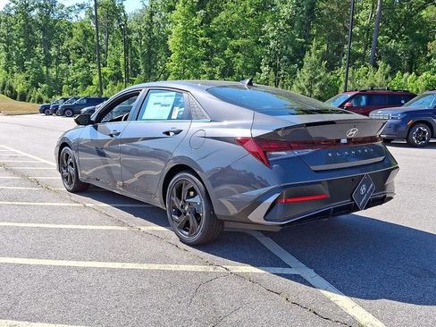 New 2026 Hyundai Elantra SEL Sport Premium FWD image 12