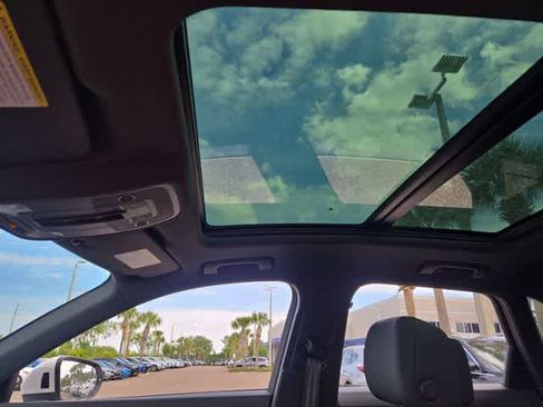 Used 2023 Audi Q3 2.0T Premium AWD/4WD image 19