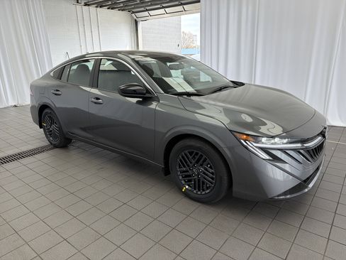 New 2026 Nissan Sentra SV FWD image 3