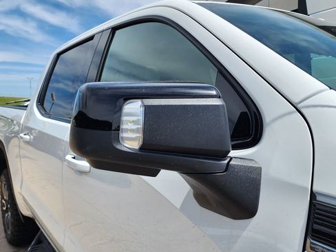 New 2026 GMC Sierra 1500 AT4 w/ AT4 Premium Package AWD/4WD image 12