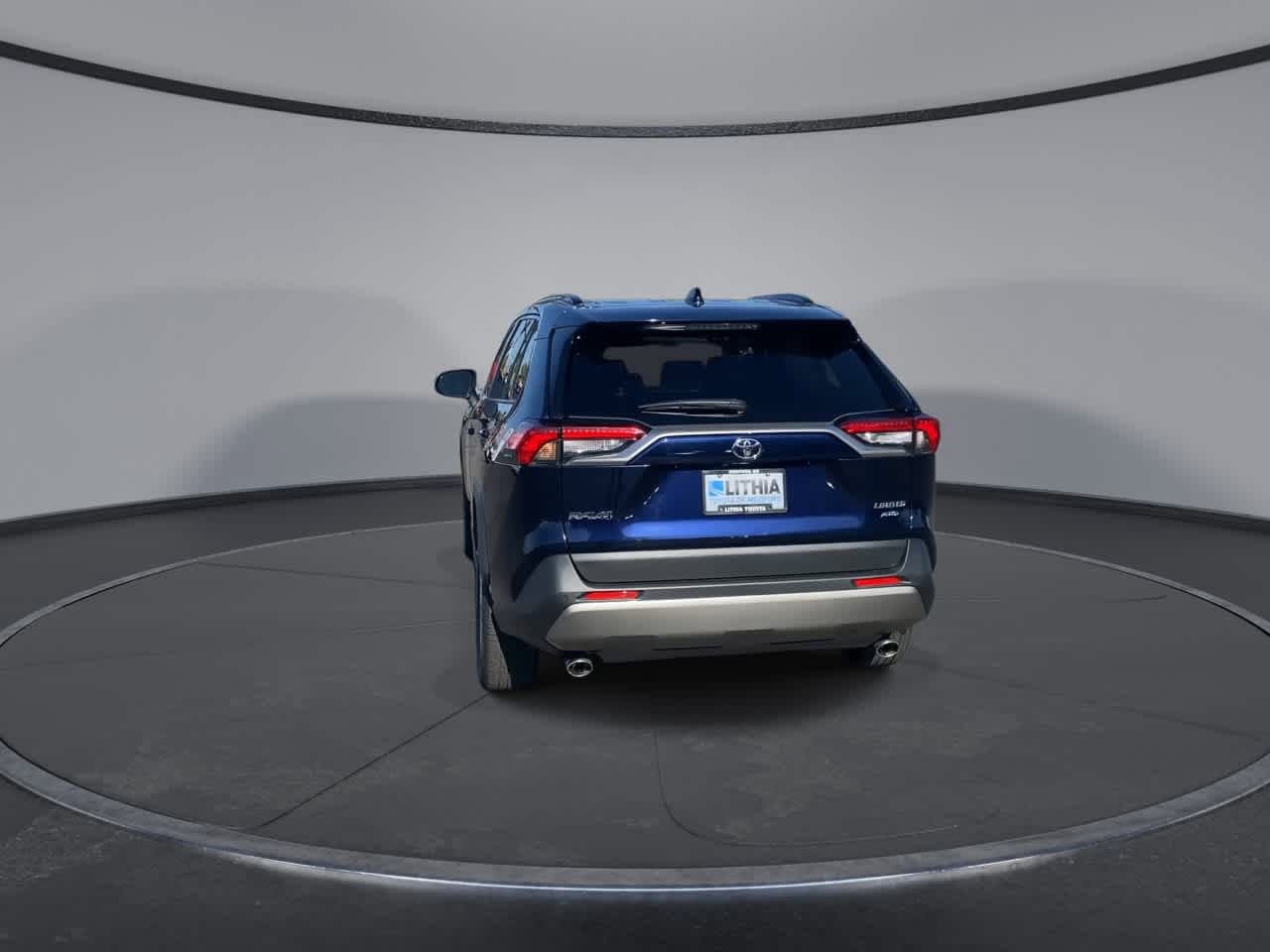 Certified 2022 Toyota RAV4 Limited AWD/4WD image 5