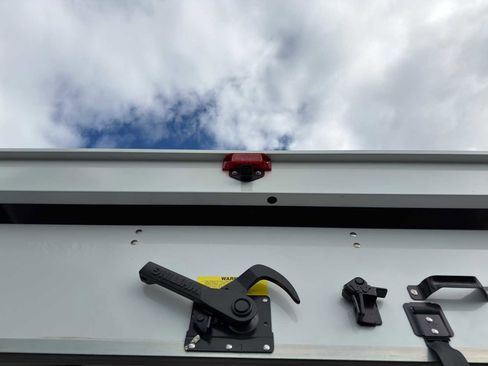 New 2025 Chevrolet Express 3500 w/ Power Convenience Package image 18