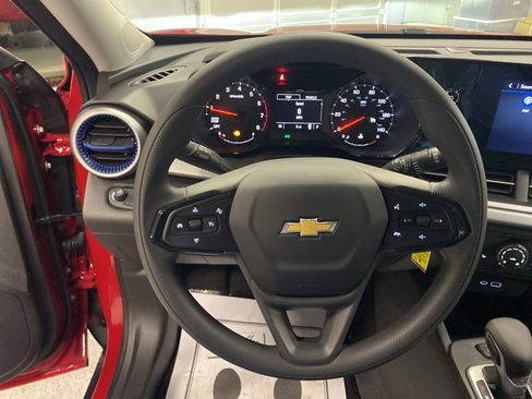 New 2026 Chevrolet Trax LS w/ LS Convenience Package image 17