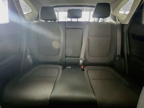 Used 2024 Kia Seltos S FWD image 26