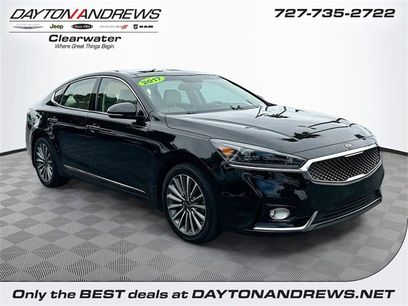Used 2017 Kia Cadenza Premium w/ Luxury Package
