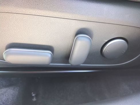 New 2026 Hyundai Kona Limited FWD image 23