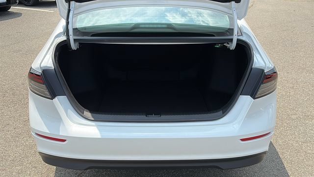 Used 2025 Honda Accord LX image 25