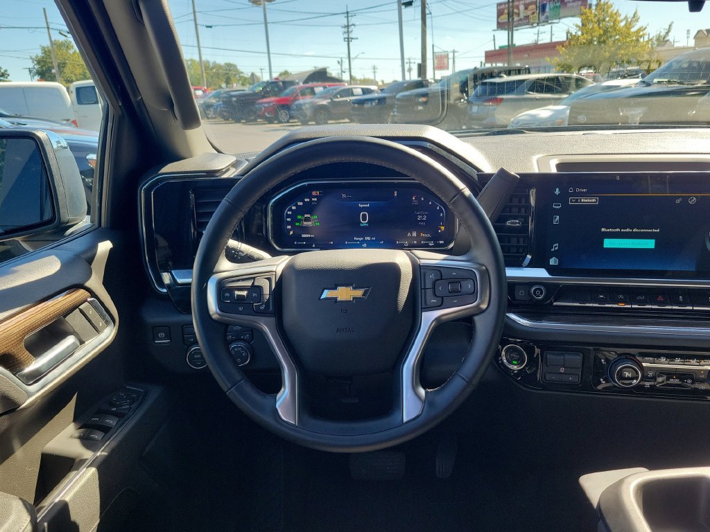 Used 2026 Chevrolet Silverado 1500 LT AWD/4WD image 14