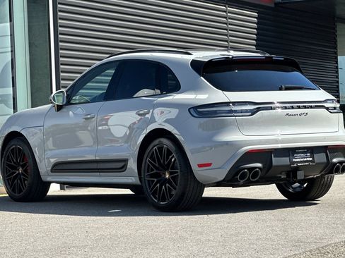 New 2026 Porsche Macan GTS image 3