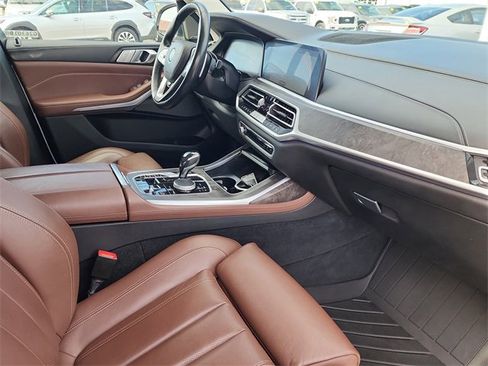 Used 2020 BMW X7 xDrive40i w/ Premium Package image 18