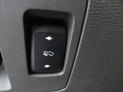 Used 2020 Ford Expedition Max Limited RWD image 17