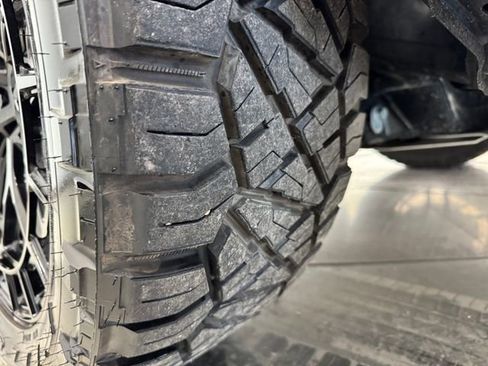 Used 2024 Lexus GX 550 image 11