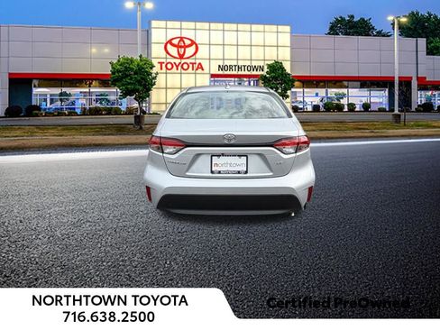 Used 2023 Toyota Corolla LE image 34