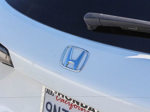 Certified 2025 Honda HR-V Sport image 8